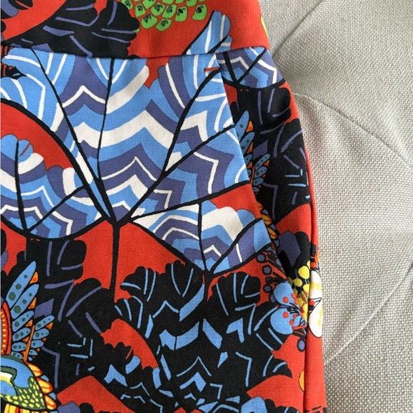 LOFT Vibrant Floral Women's Shorts Size 0 - Picture 5 of 5